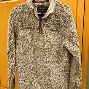 Warm fuzzy True Grit quarter zip jacket. Excellent condition. Worn twice